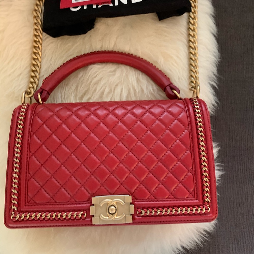 BRAND NEW Chanel Boy Bag in Red w/Handle 😍😍